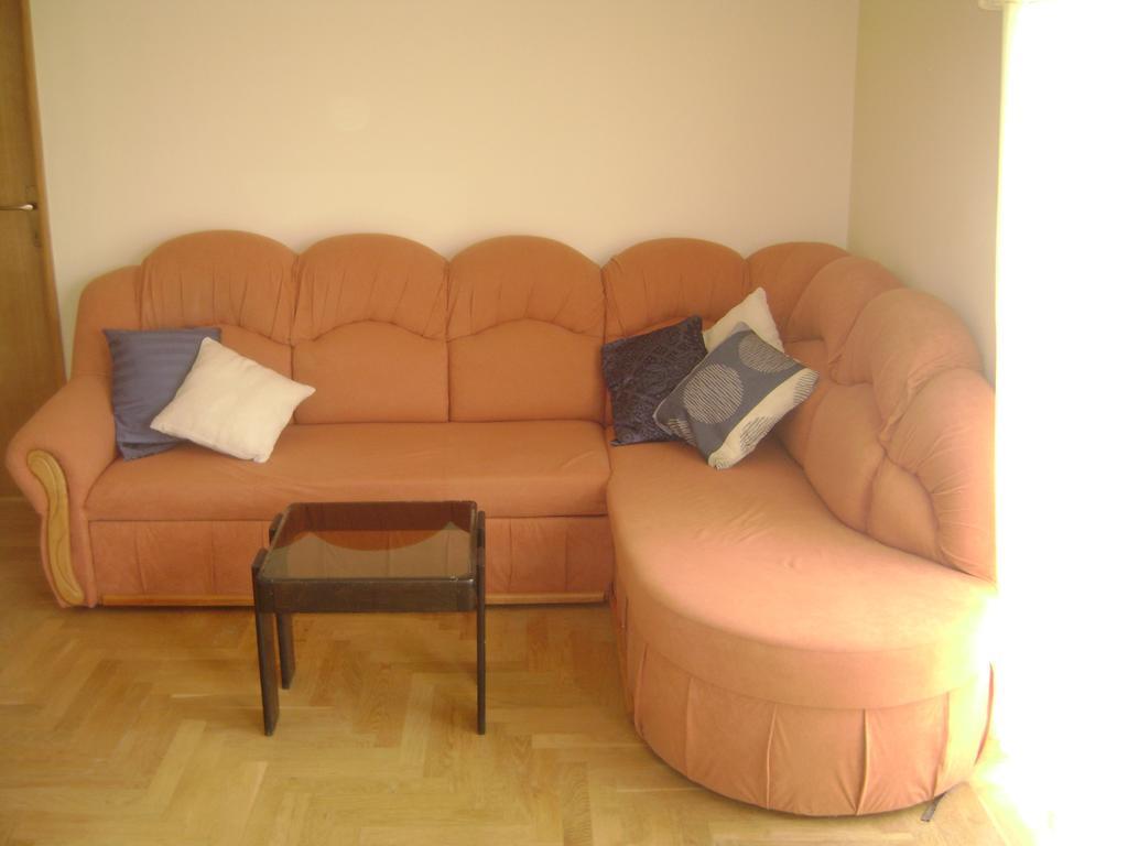 Apartment As Banjole Bilik gambar